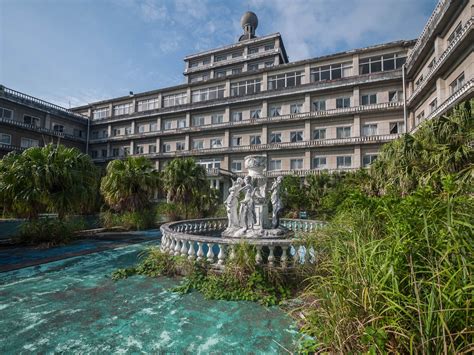 The Story Behind Haunting Abandoned Luxury Hotel In Japan