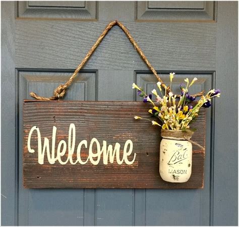 10 Beautiful Front Door Welcome Signs