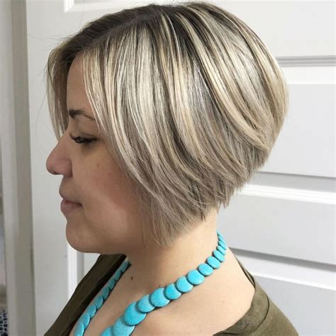 Short Inverted Blonde Balayage Bob Stacked Haircuts Bobs For Thin