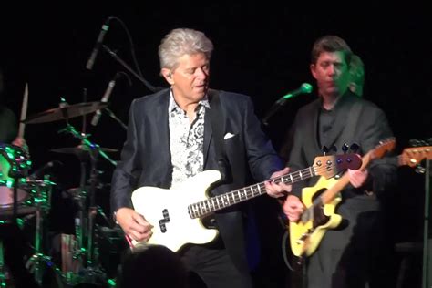 Peter Cetera Backs Out Of Chicagos Rock Hall Induction Ceremony No