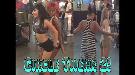 Circle Twerk 2 Hot Girls Dancing Sexy Twerking Grinding YouTube