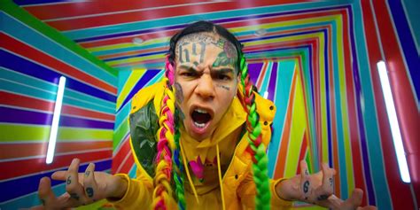 ariana grande and justin bieber respond to tekashi 6ix9ine s accusation that she bought the no