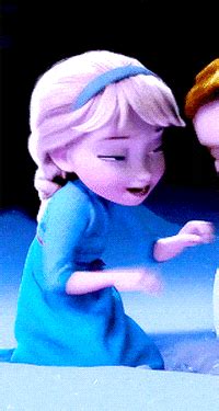 Queen Elsa Laughing Gif Find Share On Giphy