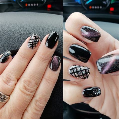 Each one of them has an original colour and creates to create a cat eye effect all you have to do is put the magnet close to the painted nail for 5 be careful not to touch the nail with the magnet! Black gel polish and cats eye gel | Gel polish designs ...