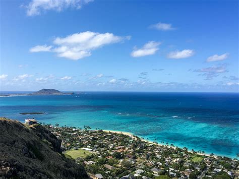 7 Reasons Why Lanikai Beach Is Our Favorite Spot On Oahu Bobo And Chichi