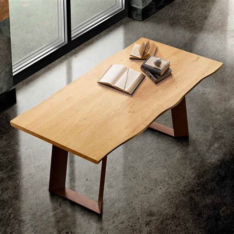Limpiar con un paño húmedo. Mesa de comedor de diseño en madera maciza hecha en Italia ...
