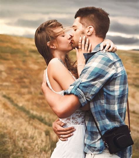 Cute Couple Poses Image By Crni Biser On Kiss Kiss