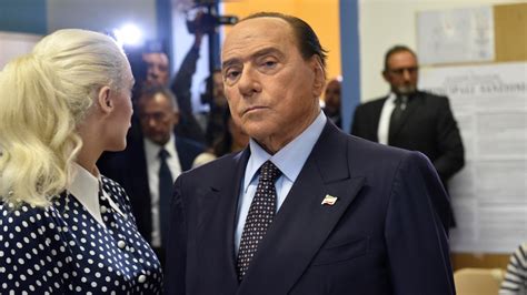 Berlusconi Ai Suoi Ho Riallacciato I Rapporti Con Putin Poi Su Meloni