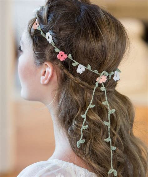 Baby headband floral crochet pattern by megmade with love. Floral Crochet Headband Pattern | AllFreeDIYWeddings.com