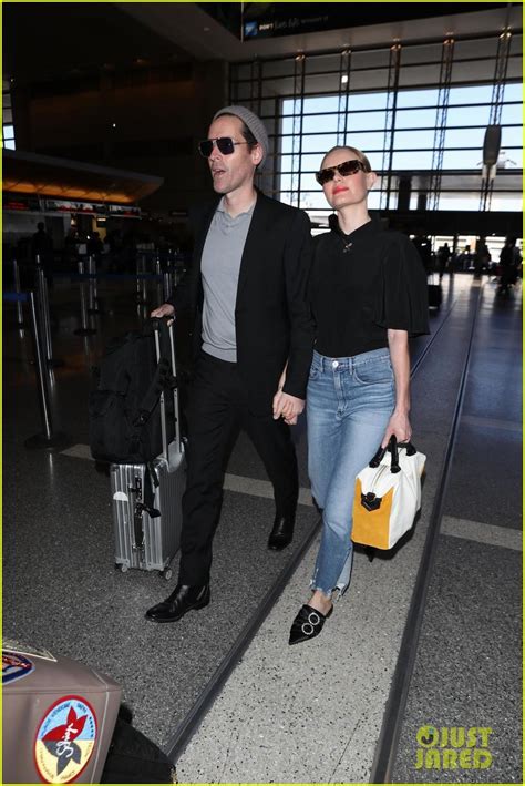 Kate Bosworth And Husband Michael Polish Hold Hands In Lax Airport Photo 4108863 Kate Bosworth