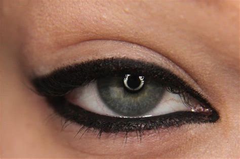 Try These Makeup Tips To Make Eyes Look Bigger Glossypolish