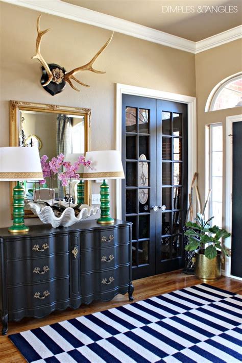Putting a little weight on it can help it pop open. Spring Open House Tour-Jennifer from Dimples and Tangles ...