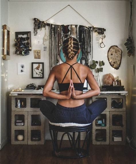 Cinder block desk/table | Home in 2019 | Boho room, Diy bed, Bedroom