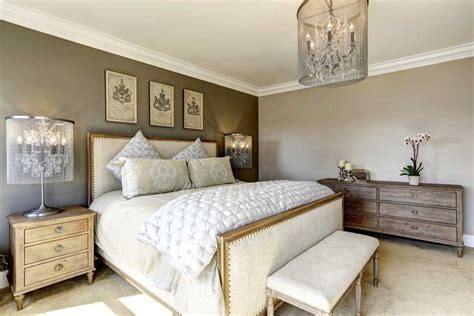 Living The Life Of Faux Luxury How To Make Your Bedroom Look More