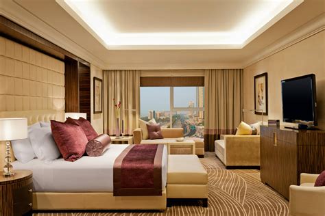 Luxury Hotels And Resorts In Dubai Grosvenor House A Luxury Collection