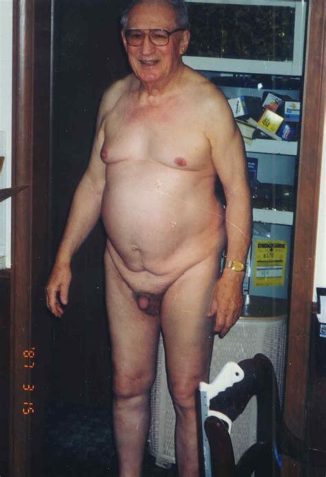 裸のおじいちゃんの写真 新しいポルノビデオ