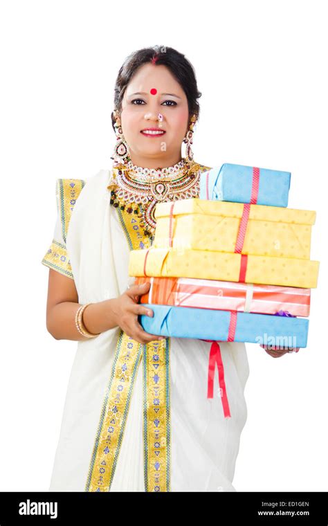 Indian Marathi Woman Shopping Hi Res Stock Photography And Images Alamy