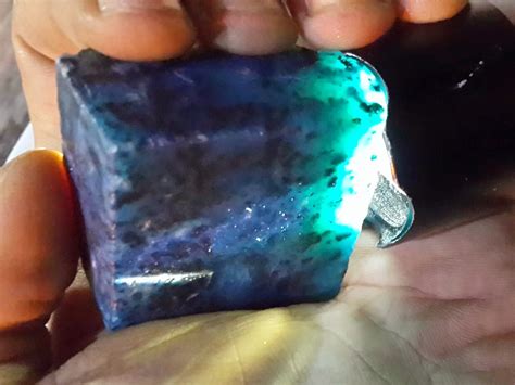 Membedakn batu pirus yang asli dan palsu silahkan tonton juga video terbaru pembuatan cincin perak. Cara Membedakan Batu Bacan Asli dan Sintetis - Blog Para ...