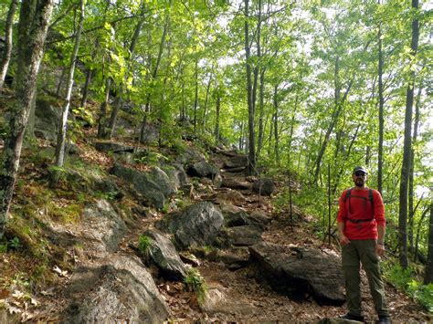An Idiots Guide To Peakpagging And Hiking In New England Mount Tom