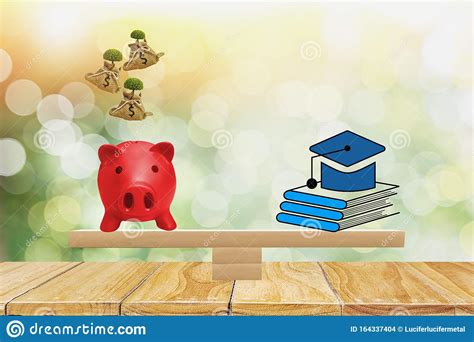 Both are indirect subsidiaries of bank of america corporation. Stack Book Icon En Red Piggy Bank, Op Schalen Gezet, Met ...