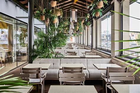 Covent Garden’s Royal Opera House opens its Piazza restaurant to all