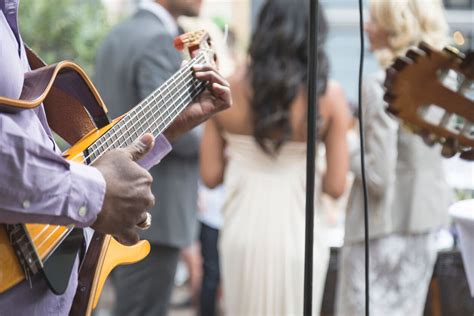 Wedding Cocktail Hour Music The Complete Guide Wedding Spot Blog