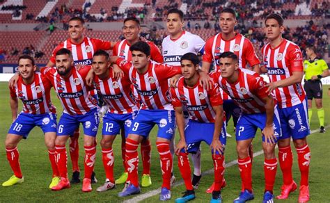 All information about san luis (liga mx clausura) current squad with market values transfers rumours player stats fixtures news. Liga MX: Atlético San Luis presenta su uniforme para el ...