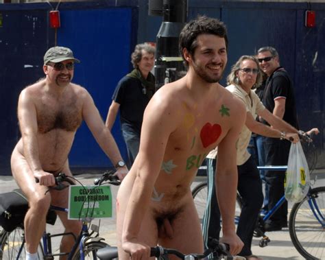 Ciclistas Nudistas