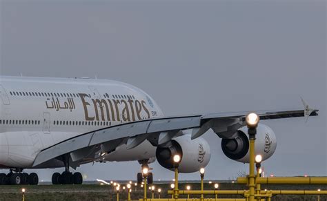 Airbus A380 Emirates Wallpaper