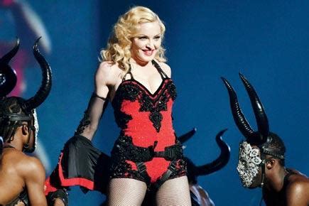 Madonna Pulls Down Female Fan S Top At Brisbane Concert
