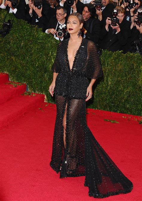 Fashion Horoscopes: The Signs as All-Time Greatest Met Gala Looks - GARAGE