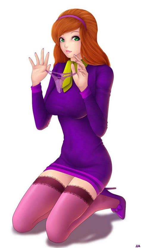 70 Hot Photos Of Daphne Blake From Scooby Doo That Will Get Your Attention