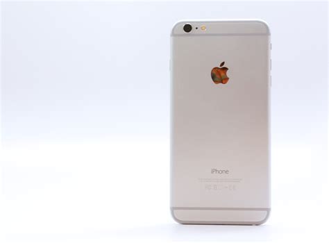 Micgadget.com reports that the two apple smartphones will be launched on september 18, while apple's annual keynote to unveil the. iPhone 6s Release Date Breakdown