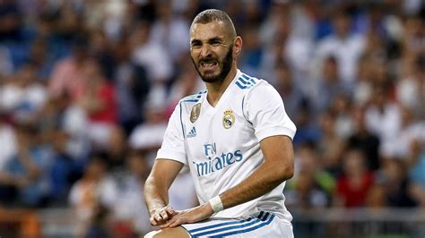 El belga se ha perdido más de 300 días de competición por culpa de las lesiones. Karim Benzema to sign new Real Madrid contract up to 2021 - AS.com