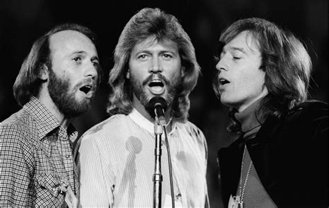 3:57 128 кбит/с 3.0 мб. Bee Gees documentary 'How Can You Mend A Broken Heart' out ...