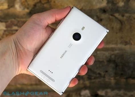 T Mobile Nokia Lumia 925 Arriving This Month Slashgear