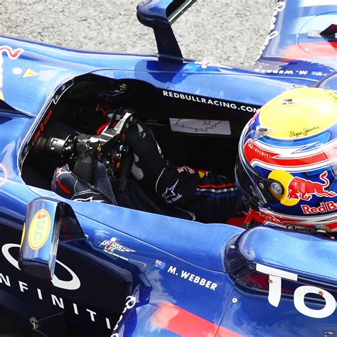 The steering wheel of the sauber c33 formula 1. Red Bull RB7 1/4 Scale Steering Wheel | F1 Authentics
