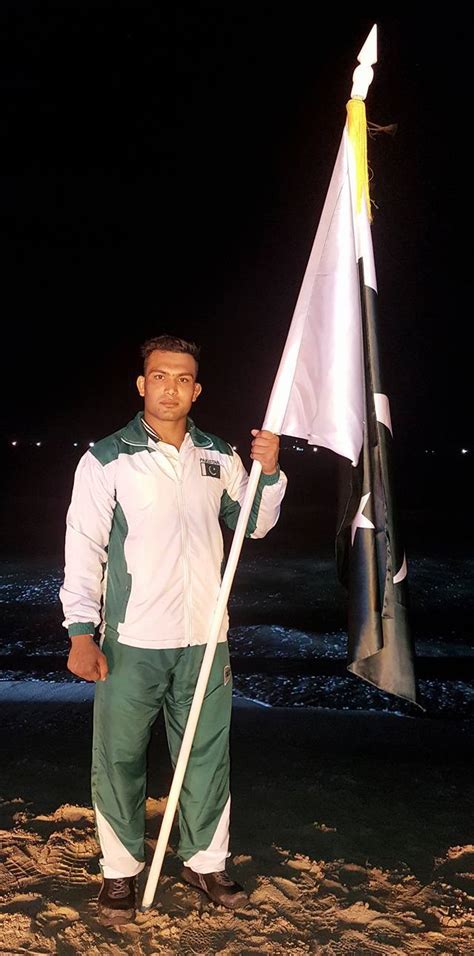 Pakistans Inam Butt Wins Gold Medal At World Beach Wrestling 2021