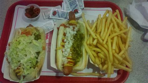 I have found the food flavor far…. Simply Food Frenzy: Pink's Hot Dog Now Open in Las Vegas