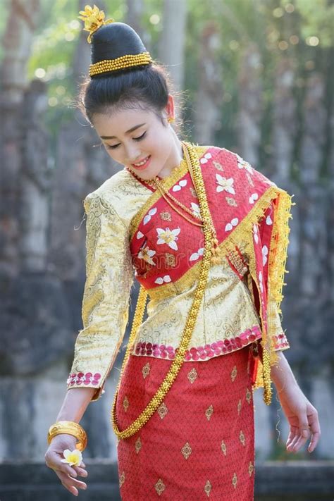 Beautiful Laos Women Laos Traditional Dress Traditional Fashion