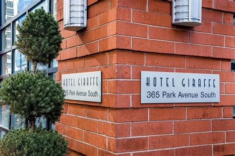 Deeply embedded in the streets of downtown new york beats a thriving pulse of our history, from new beginnings, revivals, social movements, and the capital of our global economy. What's Wrong with TripAdvisor - Travel Addicts