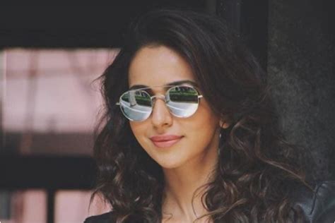 Rakul Preet Singh Reaches Ncb Office To Record Statement In Drugs Case