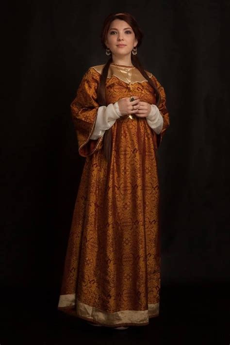 Byzantinerus Dress X Xiii Century Byzantine Fashion Fashion