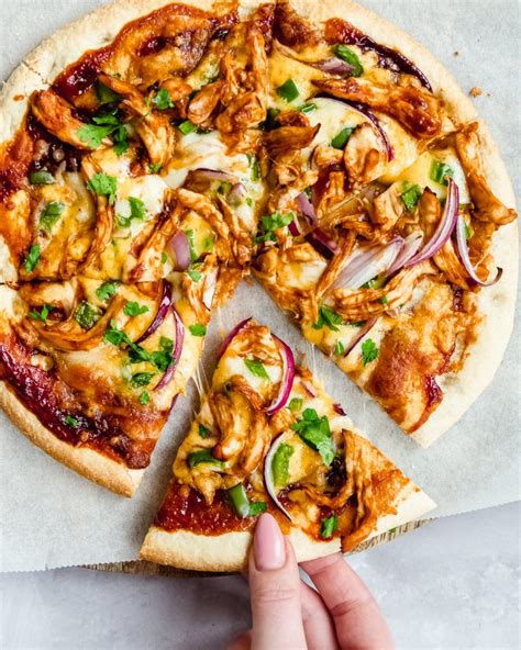 Pizza Met Bbq Pulled Chicken Food From Claudnine Pulled Chicken Bbq