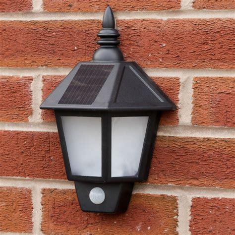 Outdoor Solar Wall Lights To Lit Up Your Garden Patio Or Yard