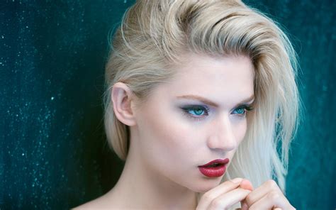 Wallpaper Face Women Model Blonde Long Hair Blue Eyes Red Lipstick Fashion Martina