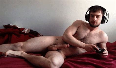 Whats The Name Of This Nude Guy Playing Video Games Gay Porn 1
