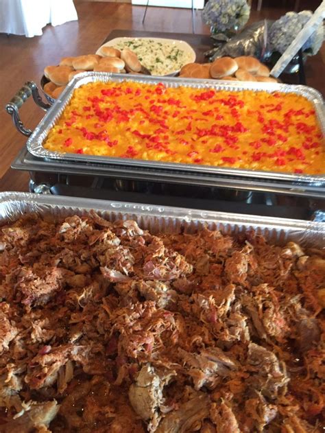 So what more can we do with pulled pork than just sandwiches? Side Dishes To Go With Pulled Pork / What to Serve with Pulled Pork: 15 Sides and Recipe Ideas ...