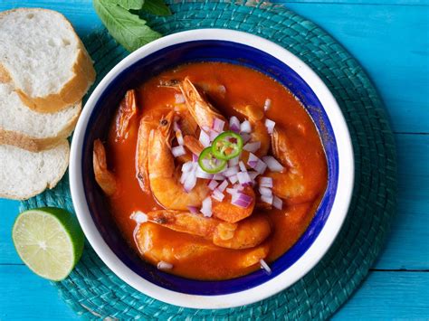 Receta de Caldo de Camarón un clásico de la comida mexicana