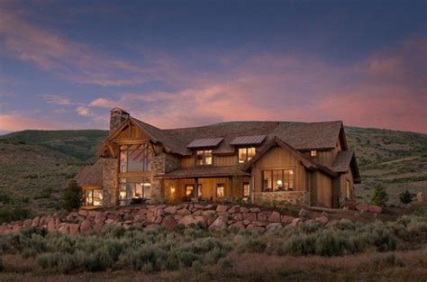 17 Rustic Mountain House Exterior Design Ideas